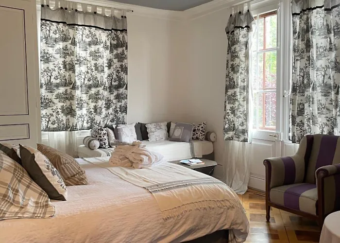 Le D'ouchy Frühstückspension 3*