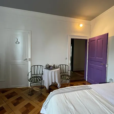 Le D'ouchy Bed & Breakfast